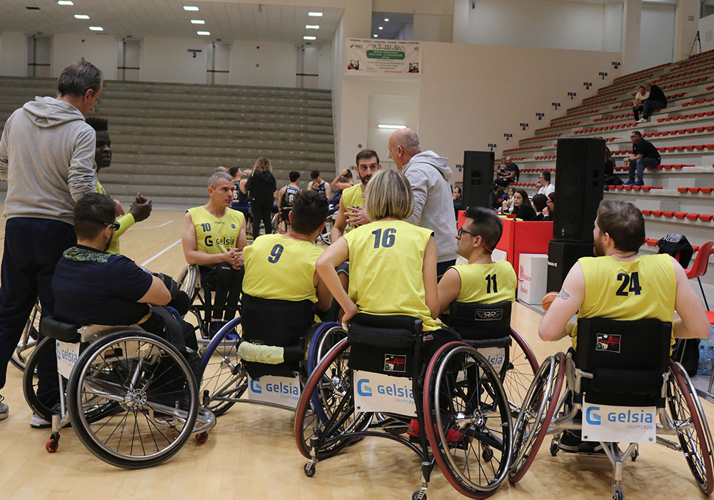 basket in carrozzina