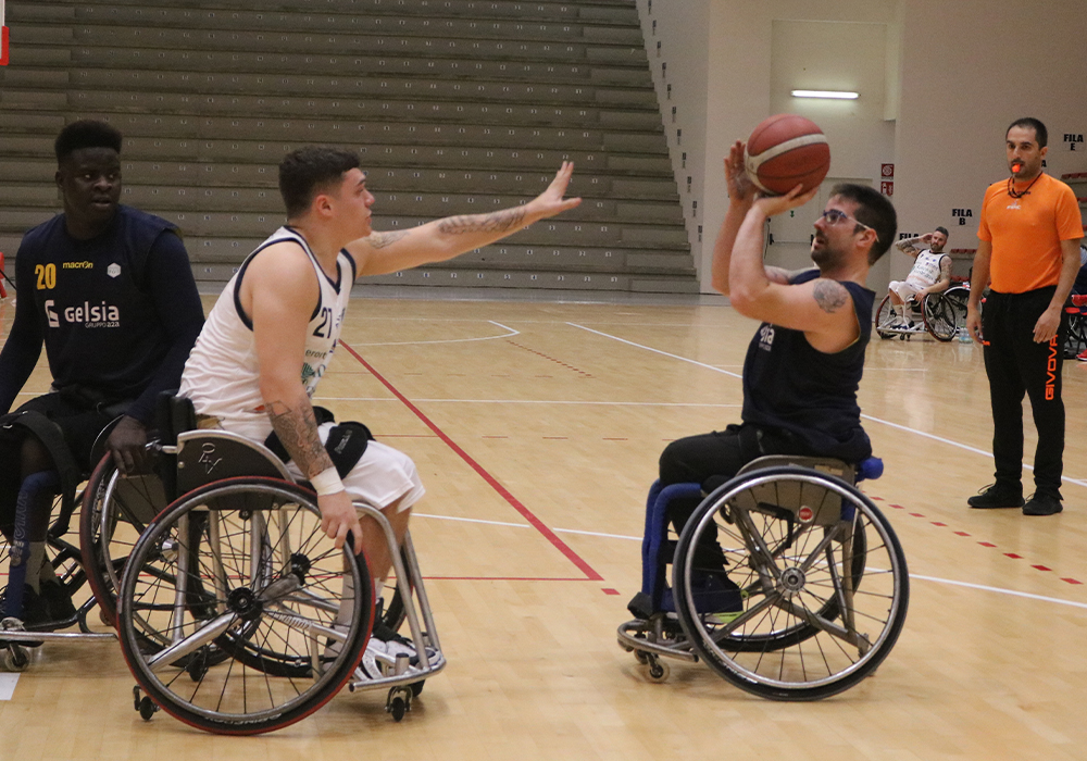 basket in carrozzina