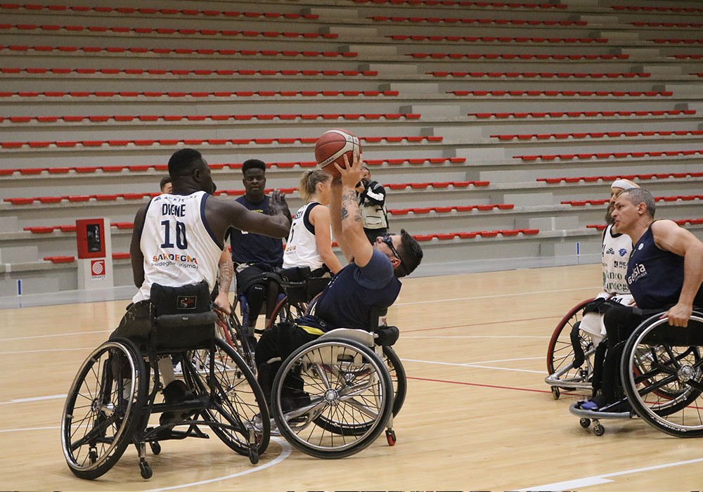 basket in carrozzina